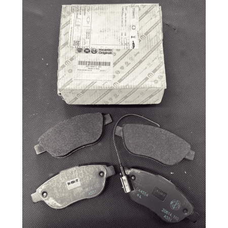 Pastiglie freno anteriori originali FIAT 77364473 per Doblò e Punto